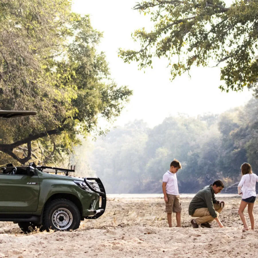Zimbabwe — Victoria Falls, exceptional guiding